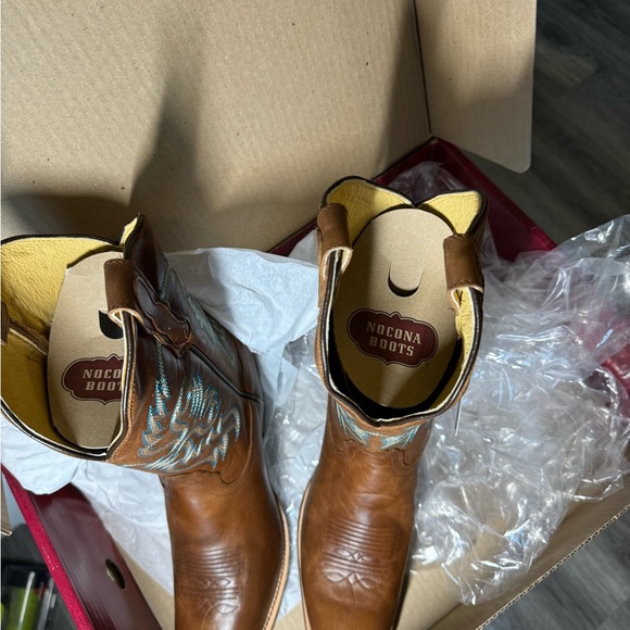 Nocona Boots NWT. Size 11B Old West Tan - Picture 6 of 14